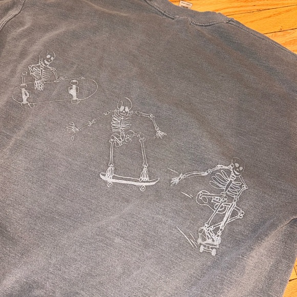 Urban Outfitters x Project Social T Crewneck - Picture 4 of 8